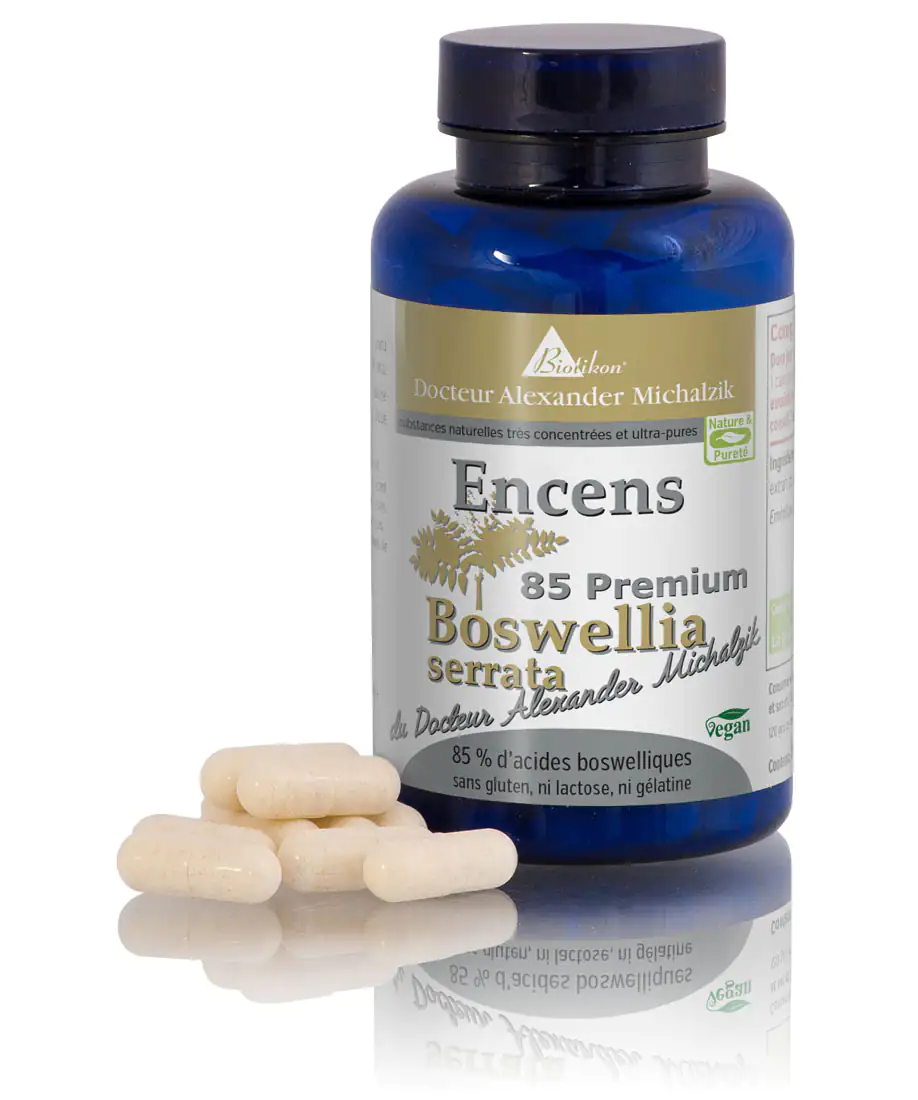 Boswellia Serrata 85 Premium – Gélules Flacon bleu contenant 85 gélules Premium de Boswellia Serrata, végan, avec quelques gélules au premier plan.